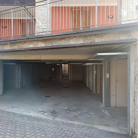 Solare Con Piscina 4 דירה